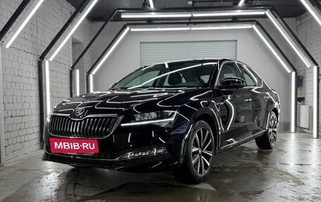 Skoda Superb III рестайлинг, 2025 год, 3 090 000 рублей, 6 фотография