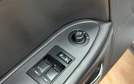 Dodge Challenger III рестайлинг 2, 2013 год, 2 350 000 рублей, 20 фотография