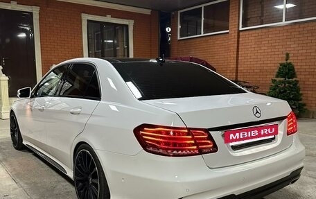 Mercedes-Benz E-Класс, 2014 год, 2 500 000 рублей, 2 фотография