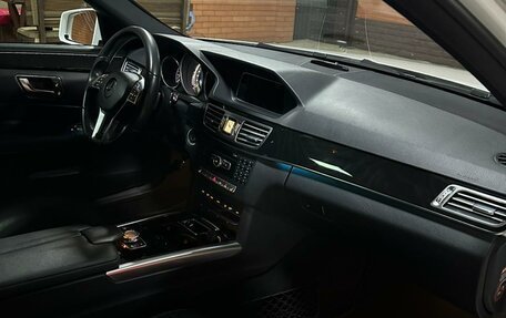 Mercedes-Benz E-Класс, 2014 год, 2 500 000 рублей, 6 фотография