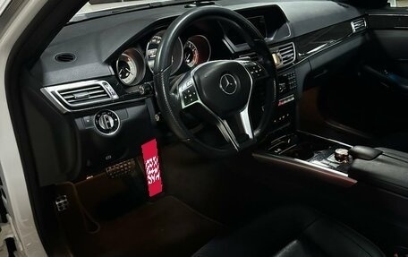 Mercedes-Benz E-Класс, 2014 год, 2 500 000 рублей, 7 фотография