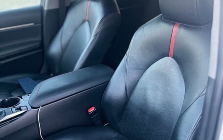 Toyota Camry, 2020 год, 3 150 000 рублей, 7 фотография