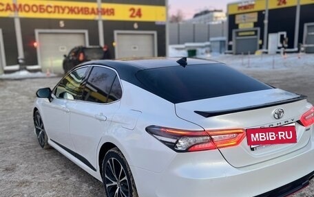 Toyota Camry, 2020 год, 3 150 000 рублей, 3 фотография