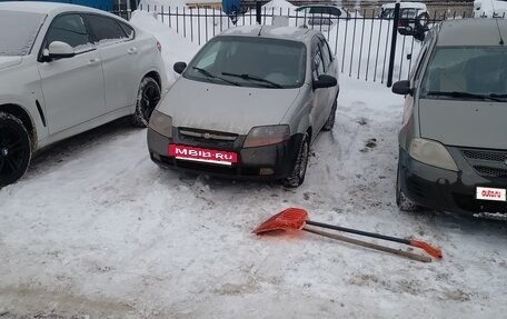 Chevrolet Aveo III, 2004 год, 2 фотография