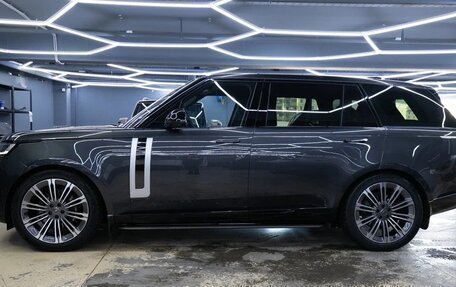 Land Rover Range Rover IV рестайлинг, 2022 год, 25 000 000 рублей, 3 фотография