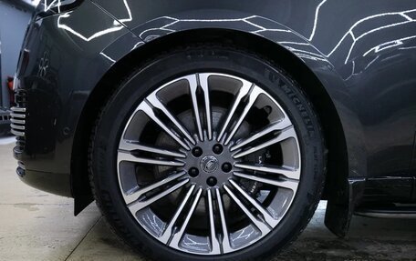 Land Rover Range Rover IV рестайлинг, 2022 год, 25 000 000 рублей, 10 фотография