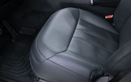 Land Rover Range Rover IV рестайлинг, 2022 год, 25 000 000 рублей, 19 фотография