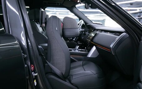 Land Rover Range Rover IV рестайлинг, 2022 год, 25 000 000 рублей, 29 фотография