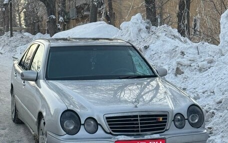 Mercedes-Benz E-Класс, 2001 год, 470 000 рублей, 1 фотография