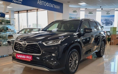 Toyota Highlander, 2025 год, 5 610 000 рублей, 2 фотография