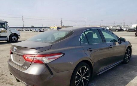 Toyota Camry, 2021 год, 2 650 000 рублей, 2 фотография