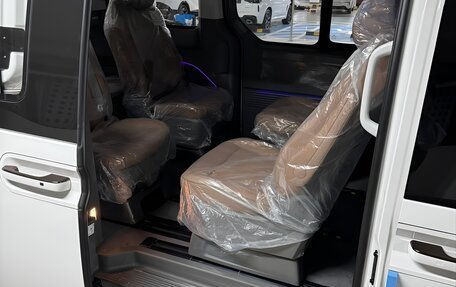 Hyundai Staria, 2025 год, 6 980 000 рублей, 8 фотография