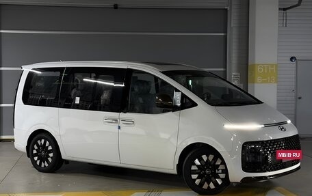 Hyundai Staria, 2025 год, 6 980 000 рублей, 7 фотография