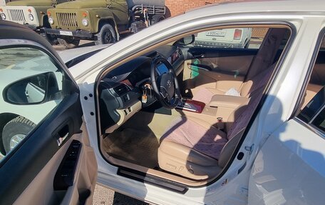 Toyota Camry, 2014 год, 2 150 000 рублей, 9 фотография