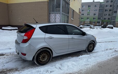 Hyundai Solaris II рестайлинг, 2012 год, 845 000 рублей, 3 фотография