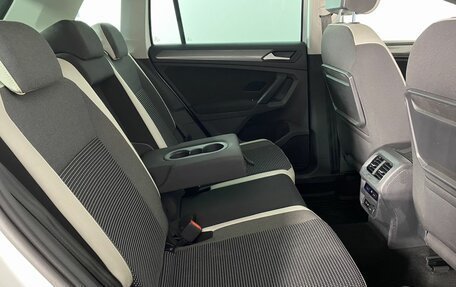 Volkswagen Tiguan II, 2019 год, 2 350 000 рублей, 14 фотография