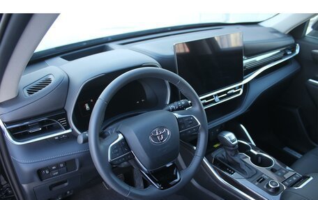 Toyota Highlander, 2025 год, 5 930 000 рублей, 23 фотография