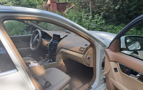 Mercedes-Benz C-Класс, 2007 год, 940 000 рублей, 8 фотография