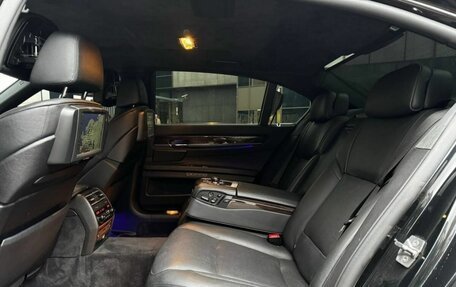 BMW 7 серия, 2010 год, 2 350 000 рублей, 15 фотография