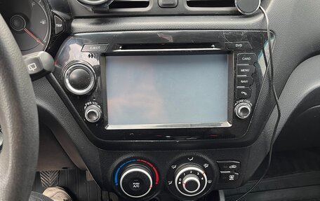 KIA Rio III рестайлинг, 2012 год, 700 000 рублей, 7 фотография