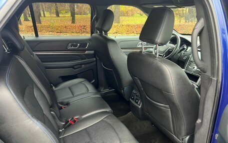 Ford Explorer VI, 2018 год, 2 450 000 рублей, 9 фотография