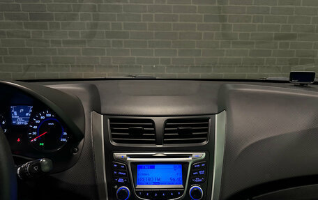 Hyundai Solaris II рестайлинг, 2014 год, 1 030 000 рублей, 12 фотография