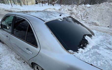 Mercedes-Benz E-Класс, 2001 год, 470 000 рублей, 4 фотография