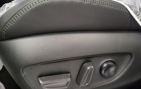 Toyota RAV4, 2025 год, 4 650 000 рублей, 10 фотография