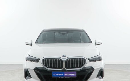 BMW 5 серия, 2023 год, 7 878 888 рублей, 3 фотография