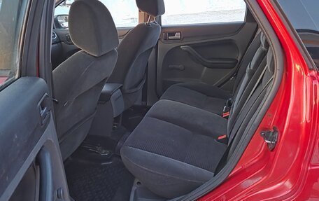 Ford Focus II рестайлинг, 2006 год, 330 000 рублей, 17 фотография