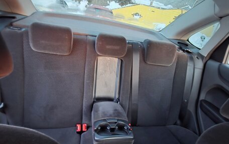 Ford Focus II рестайлинг, 2006 год, 330 000 рублей, 21 фотография