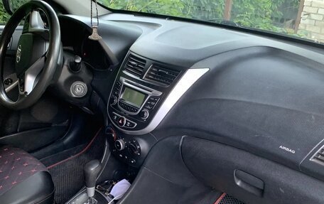 Hyundai Solaris II рестайлинг, 2014 год, 875 000 рублей, 8 фотография