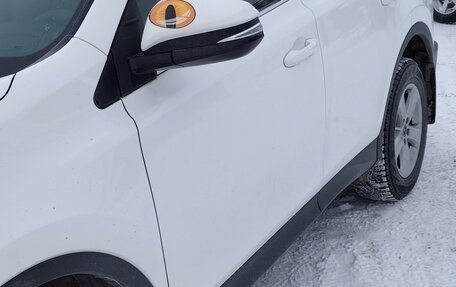 Toyota RAV4, 2014 год, 1 800 000 рублей, 2 фотография