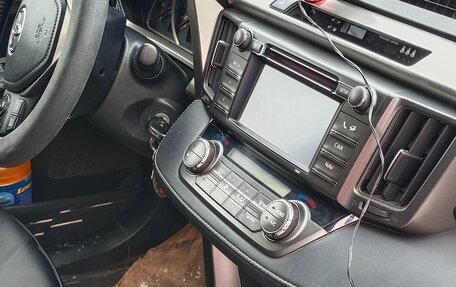 Toyota RAV4, 2014 год, 1 800 000 рублей, 8 фотография