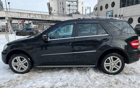 Mercedes-Benz M-Класс, 2011 год, 1 900 000 рублей, 2 фотография
