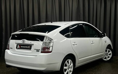 Toyota Prius, 2008 год, 634 900 рублей, 2 фотография