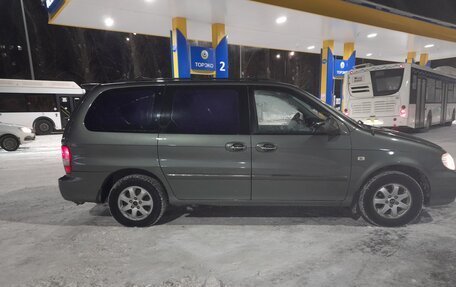 KIA Carnival III, 2005 год, 675 000 рублей, 3 фотография