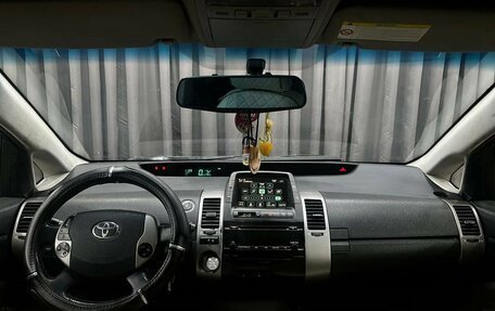 Toyota Prius, 2008 год, 634 900 рублей, 14 фотография