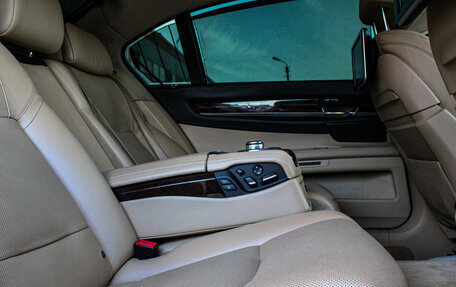 BMW 7 серия, 2013 год, 1 199 000 рублей, 13 фотография