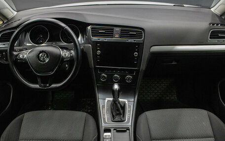 Volkswagen Golf VII, 2017 год, 1 499 000 рублей, 5 фотография