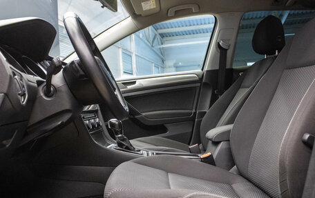 Volkswagen Golf VII, 2017 год, 1 499 000 рублей, 9 фотография