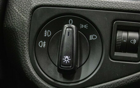 Volkswagen Golf VII, 2017 год, 1 499 000 рублей, 15 фотография