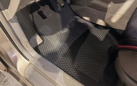 KIA Cerato I, 2006 год, 200 000 рублей, 14 фотография