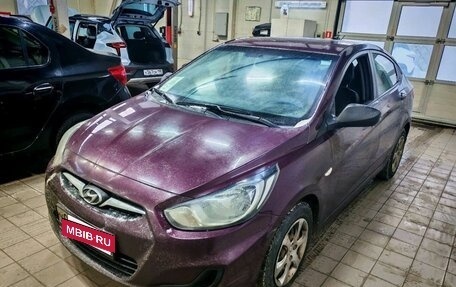 Hyundai Solaris II рестайлинг, 2014 год, 798 000 рублей, 2 фотография