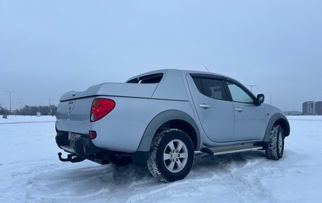 Mitsubishi L200 IV рестайлинг, 2006 год, 945 000 рублей, 4 фотография