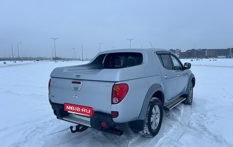 Mitsubishi L200 IV рестайлинг, 2006 год, 945 000 рублей, 3 фотография