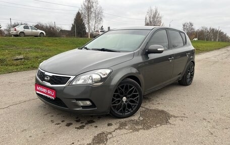 KIA cee'd I рестайлинг, 2010 год, 730 000 рублей, 1 фотография