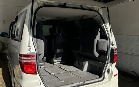 Toyota Alphard III, 2005 год, 1 600 000 рублей, 2 фотография