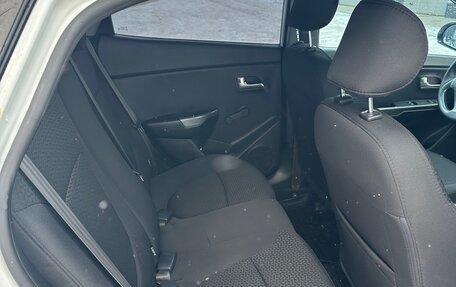 KIA Rio III рестайлинг, 2015 год, 840 000 рублей, 17 фотография