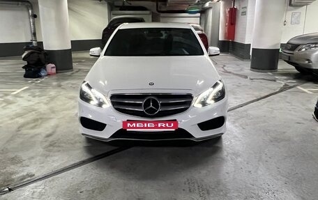 Mercedes-Benz E-Класс, 2015 год, 2 400 000 рублей, 2 фотография